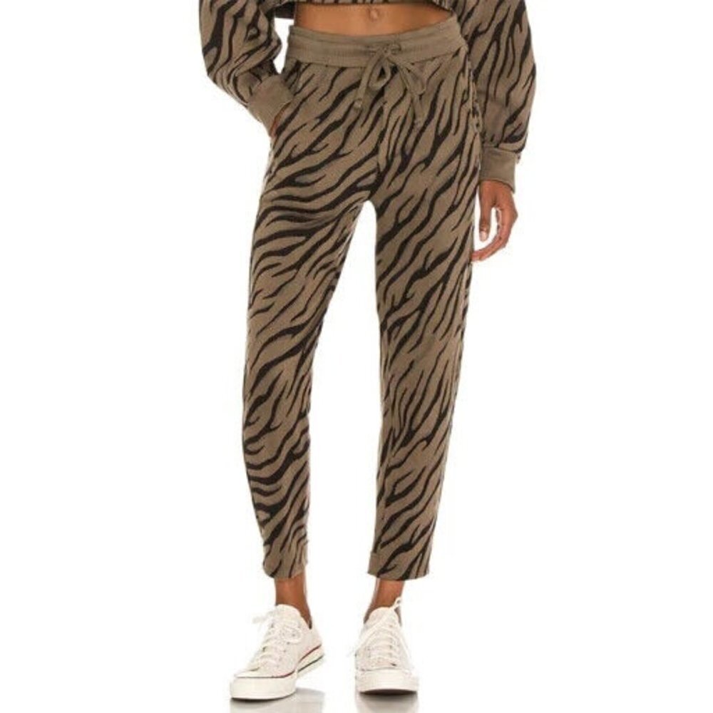 𝅺twenty BNWOT Womens "Bali Tiger" Hyper knit siz Small NEW  sweatpants knit